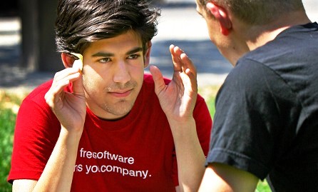 Informasi adalah Kekuasaan, kata Aaron Swartz